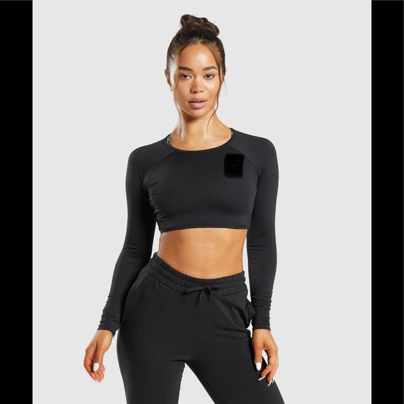 BNWT GYMSHARK WOMEN TRAINING LONG SLEEVE CROP TOP - BLACK - Size XS - ACTIVEWEAR - Picture 1 of 11